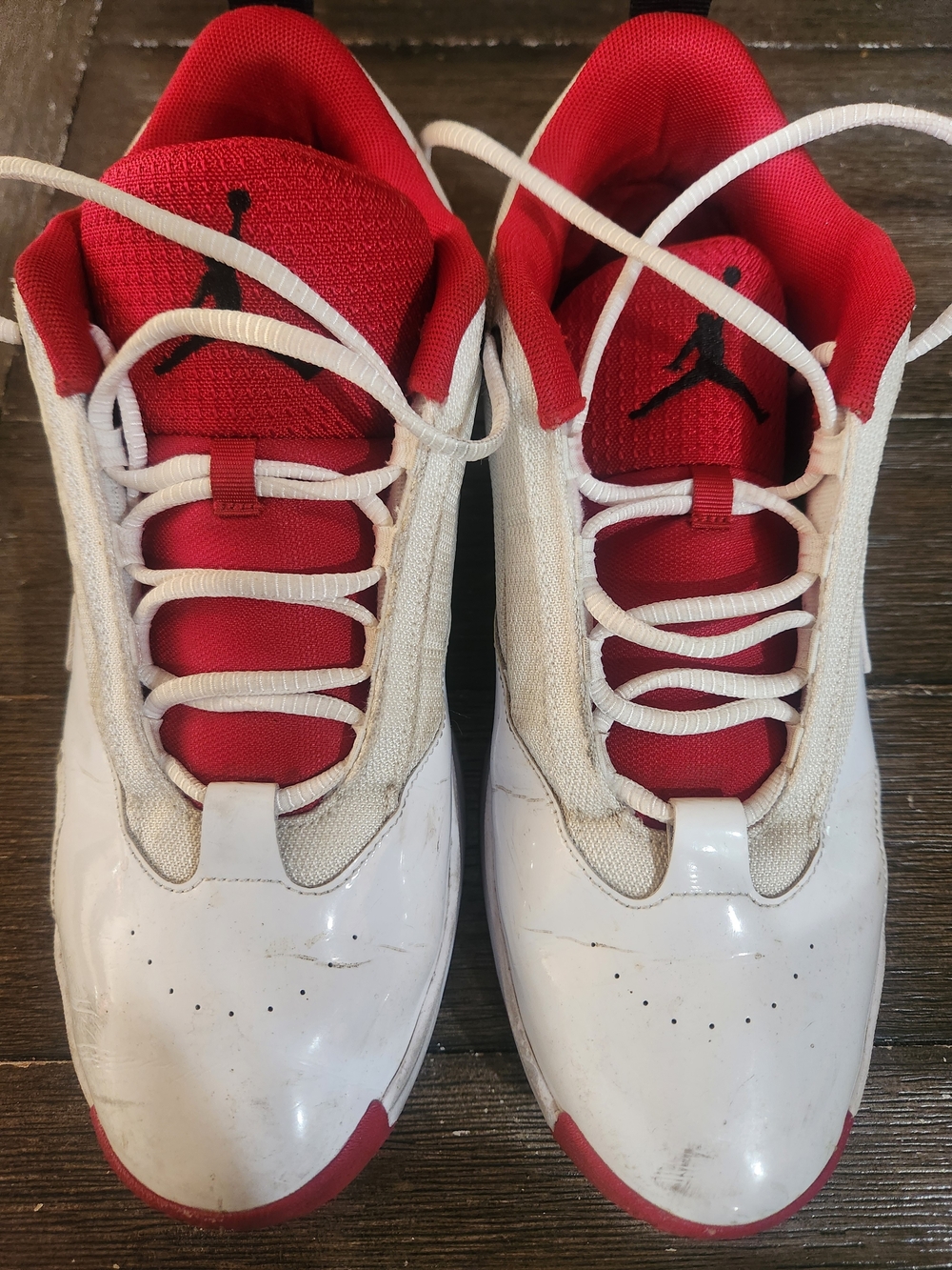 Jordan  Max Aura 6 Men’s White and Red